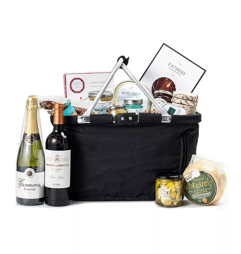 Luxurious Wedding Treats Basket